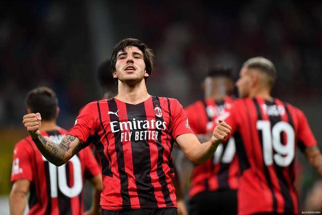 球盟会 - 小琼斯：快船从老龄化阵容转型为年轻生力军，进攻策略焕然一新文章页展示图